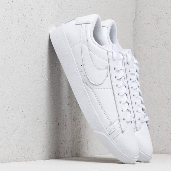 nike blazer low se sneaker nike blazer low se sneaker